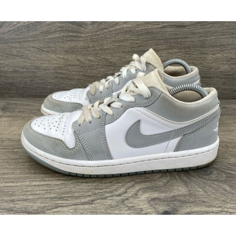 Nike Air Jordan 1 Low Women's Sneakers Shoes Size 5.5 White‎ Gray DC0774